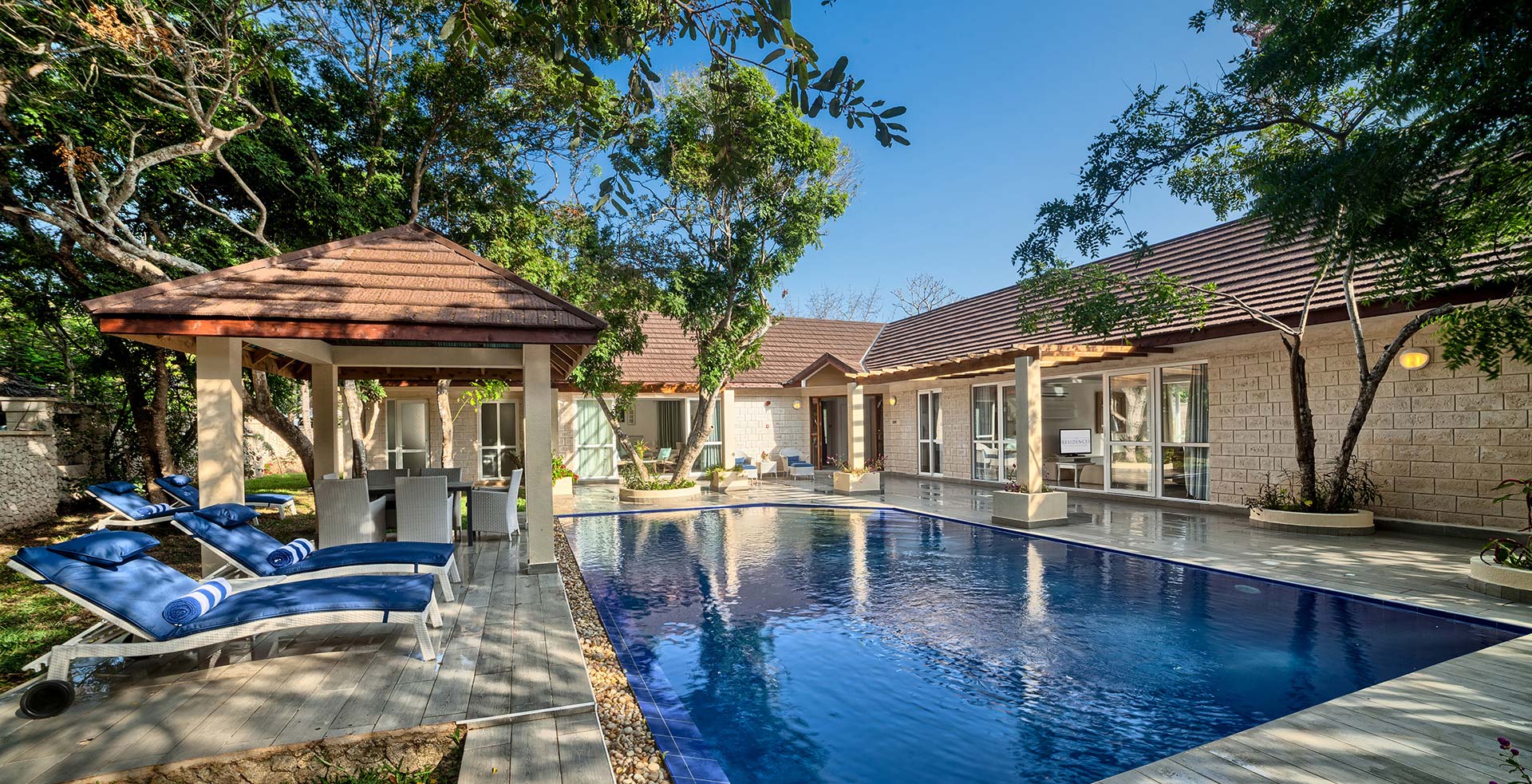 Leopard Beach Resort & Spa